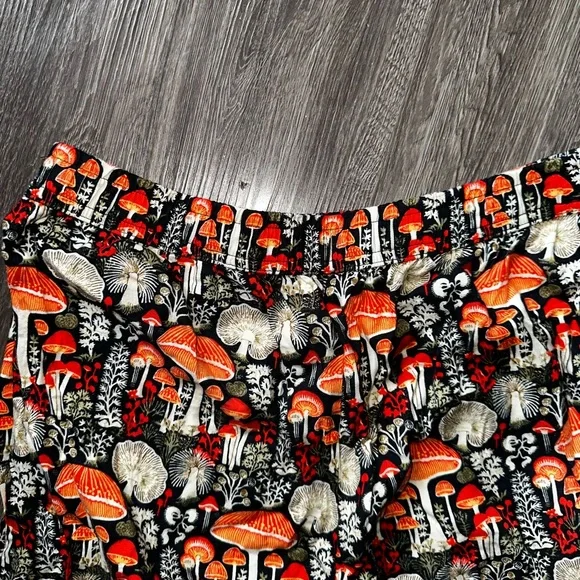 Anthropologie woodland mushroom print - Picture 9 of 16